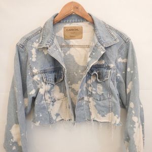 Light Milk Wash Crop Denim Jacket